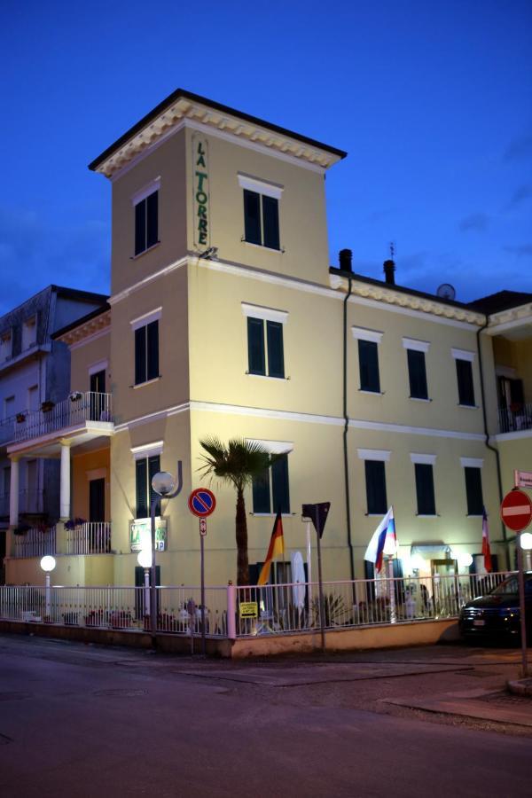Hotel La Torre Rimini Exterior photo